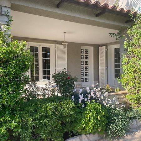 T2 En Rez De Villa Sanary-sur-Mer Exteriér fotografie